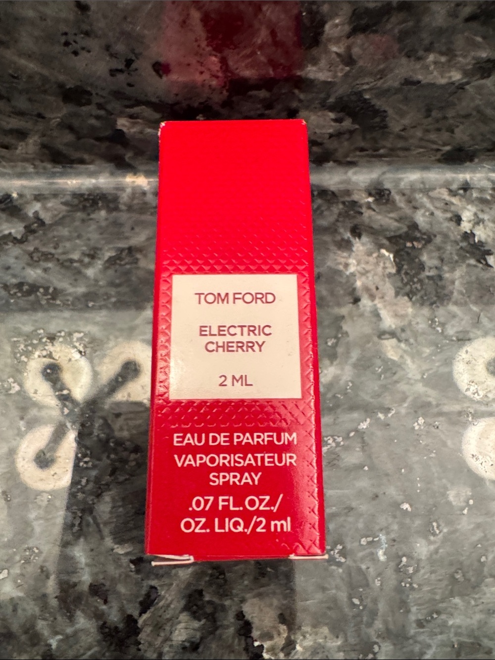 Tom Ford Electric Cherry Mini Spray